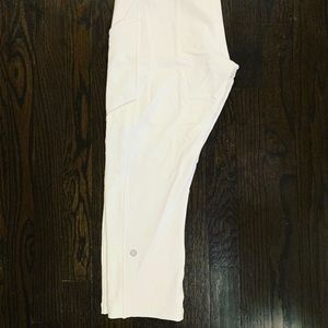 Lululemon Speed Up Crop 21”